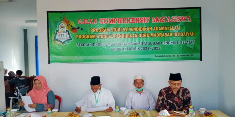 STIT Makrifatul Ilmi Bengkulu Selatan Adakan Ujian Komprehensif