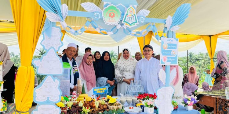 STIT Makrifatul Ilmi Bengkulu Selatan Turut Meriahkan Lomba Tumpengan Maulid Nabi 1447 H