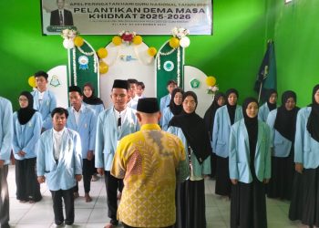 Proses Pelantikan Dema STIT Makrifatul Ilmi