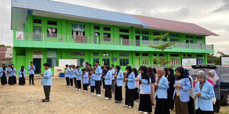 Upacara Hari Pahlawan 10 November 2025 - STIT Makrifatul Ilmi